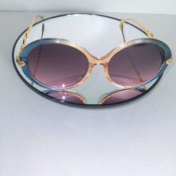 It's A New Day Blue Round Sunglasses - Picture 3 of 10